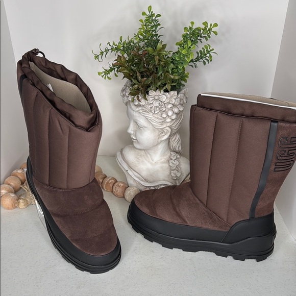 UGG Australia Classic Klamath Short Boots - Waterproof Sz 8 - Picture 2 of 15
